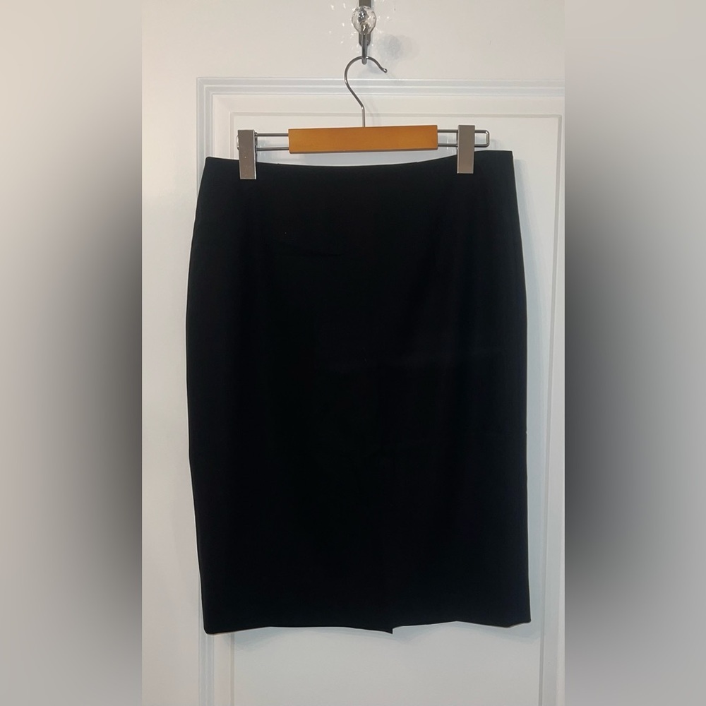 Hugo Boss Classic Black Pencil Skirt